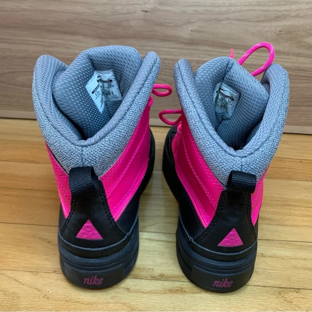 Nike Woodside 2 High ACG Kids Gray and Pink Boots - Size 5.5 Y